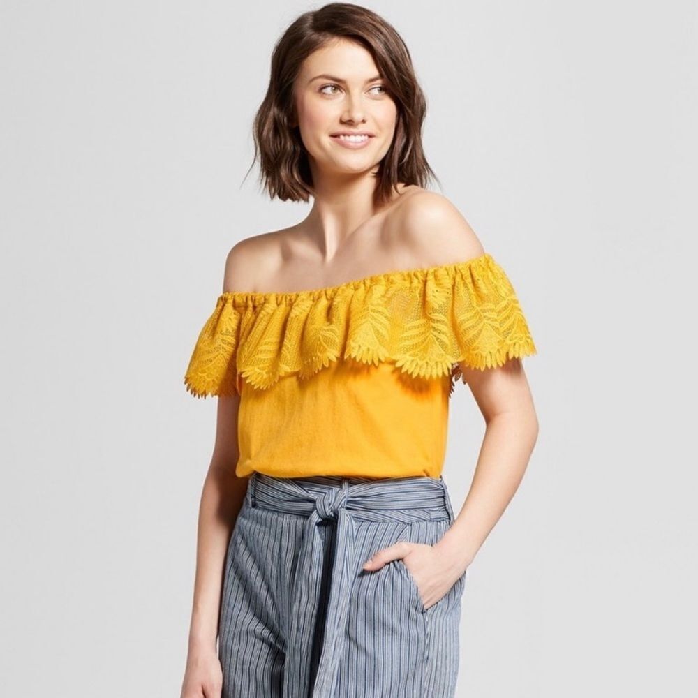 A New Day Golden Yellow Lace Off The Shoulder Top Size Medium